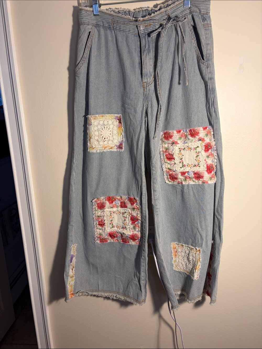 POL Wide-Leg Pinstripe Pants with Floral Patchwork - Picture 2 of 5